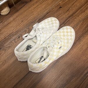 Checkered Vans Size 8.5